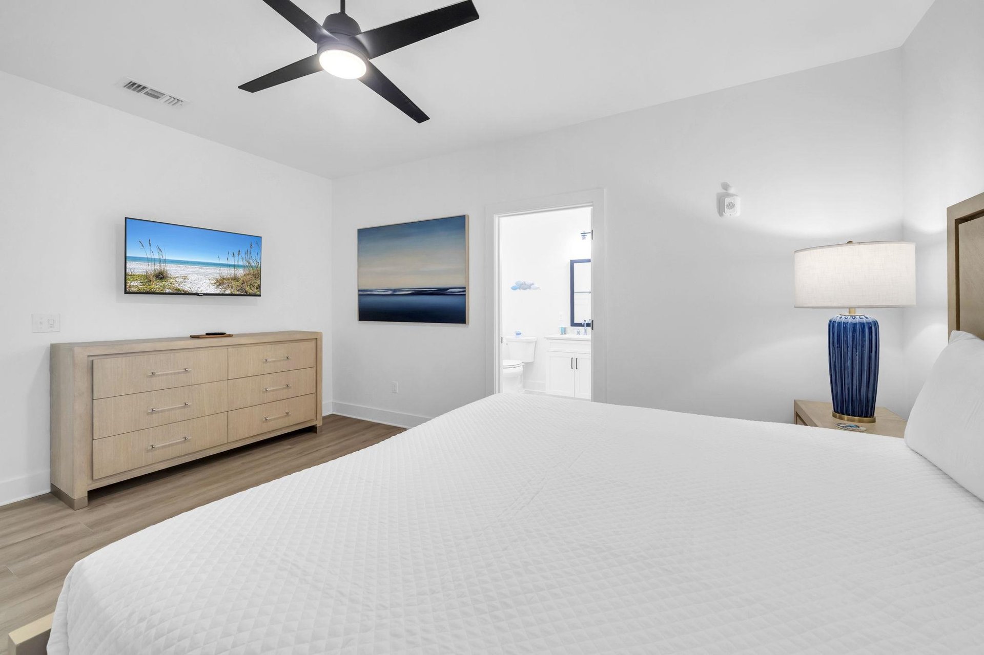 Guest Bedroom 2 Part 2