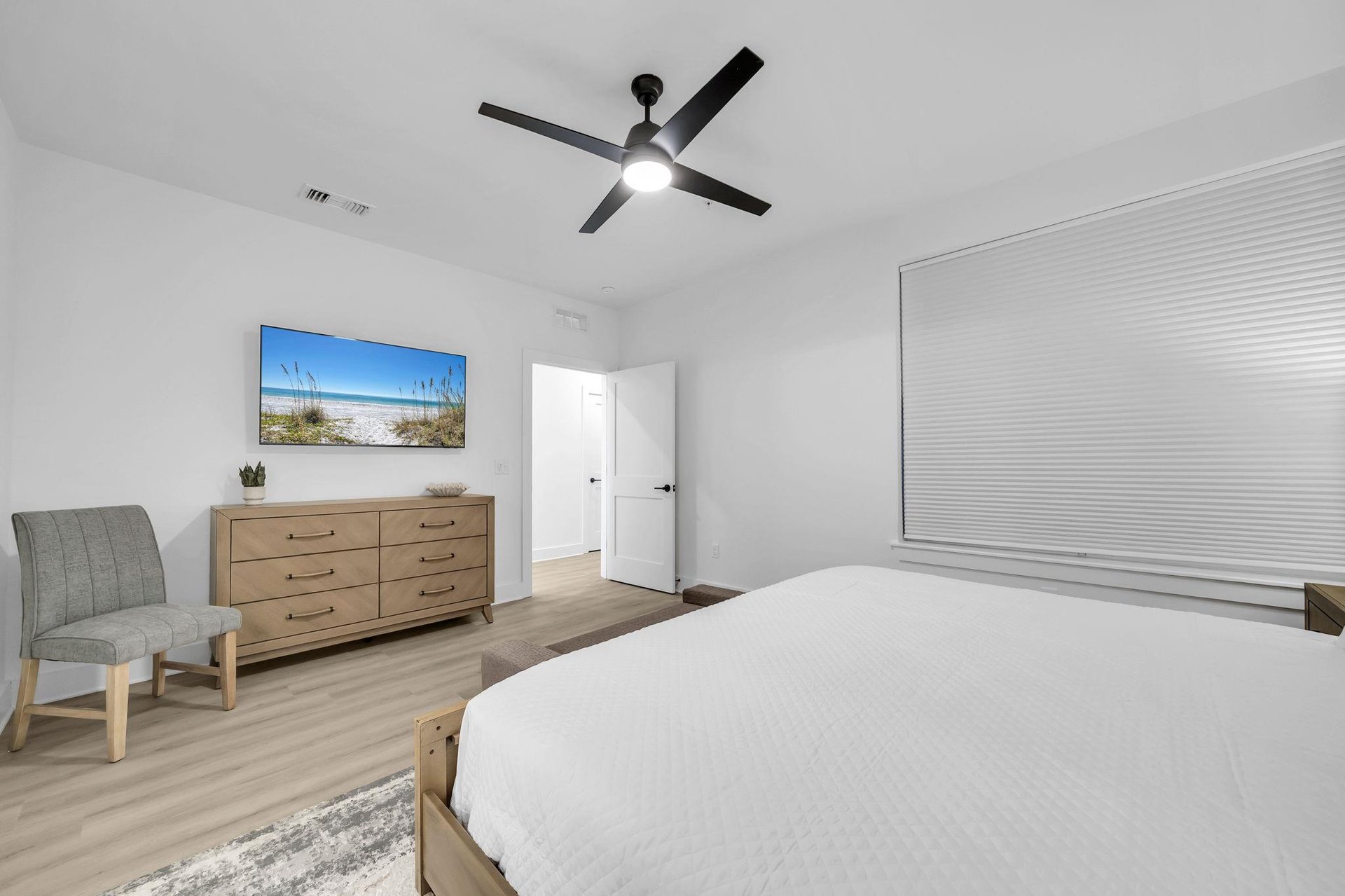 Guest Bedroom 3 Part 2