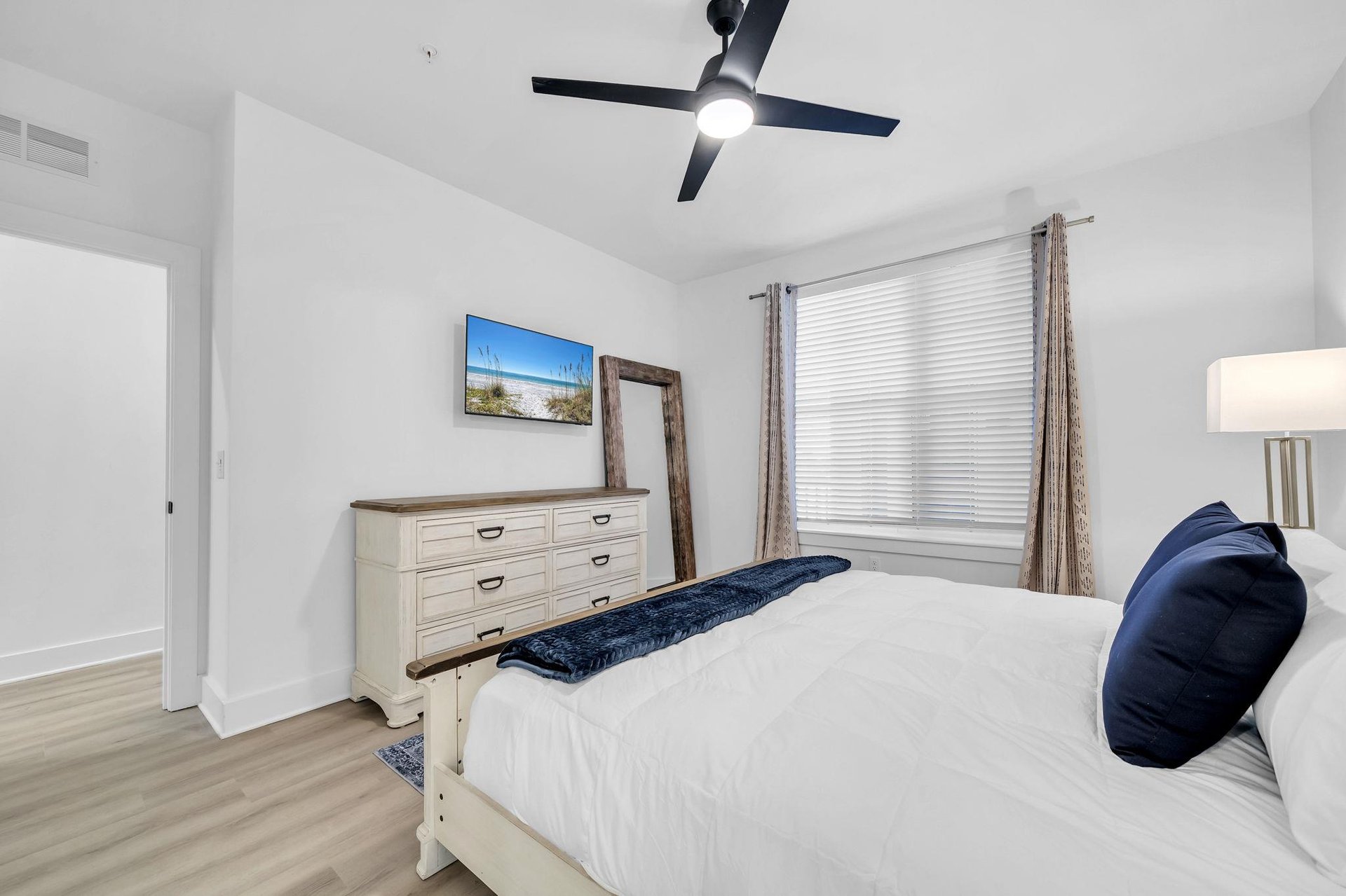 Master Bedroom 1 Part 2