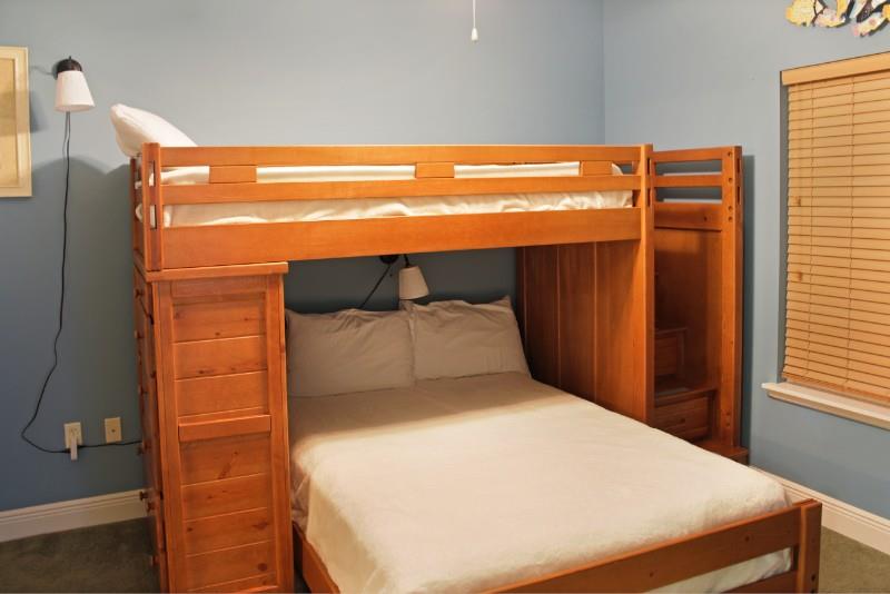 Bunk Room