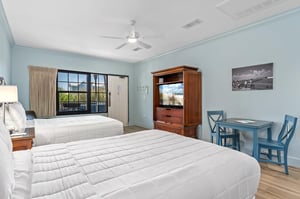 Spacious Queen room with TV dresser