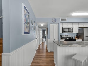 Hallway to 1st floor bedroom