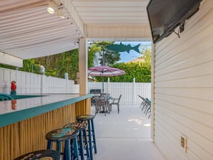 Tiki Bar Seating