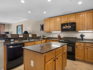 Large modern kitchen