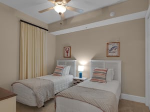 Guest bedroom with two twin beds