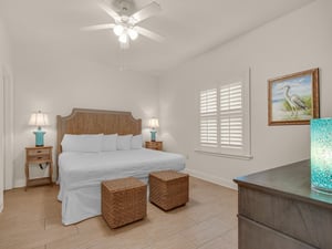 Guest bedroom with King Bed