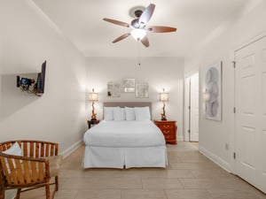 Guest bedroom with private bathroom