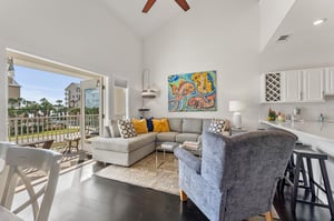 Tall Ceilings and Beautiful Hard Wood Floors