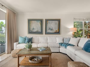 Beautiful sectional provides plenty of seating