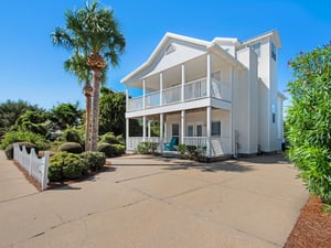 Welcome to Sunkissed Cottage a beautiful Destin vacation home