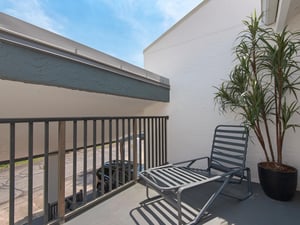 Guest bedroom balcony