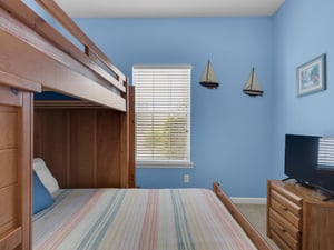 Guest Bedroom 2 with Flat Screen TV