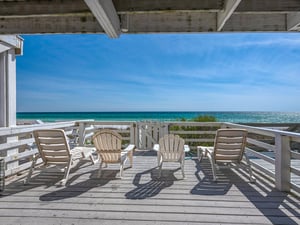 Enjoy Familytime on the Deck