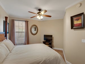 Bedroom 3 with TV