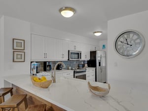 Kitchen Bar Area