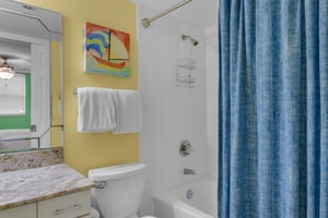 TubShower Combo in 2nd Guest Bathroom