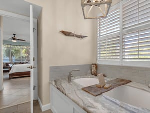 Soaking Tub in Primary Bath