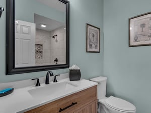 Guest EnSuite Bathroom