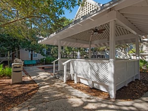 Hidden Dunes Cottage Gazebo near Grilling Area