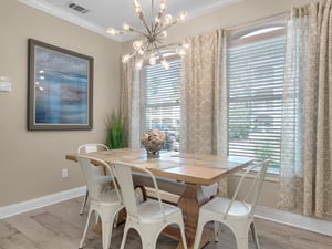 1st Floor Dining Area