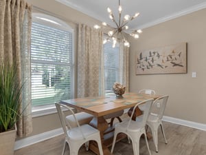 1st Floor Dining Area