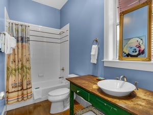 Guest Bathroom on 2nd Floor