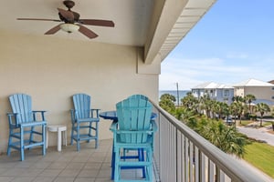 Balcony with a PeekaView