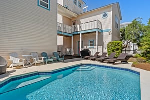 Lounge by the Private Pool