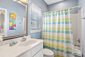 Guest bathroom 2 on 2nd Floor