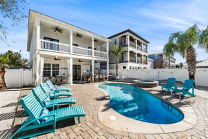 Lounge Seating by the Pool