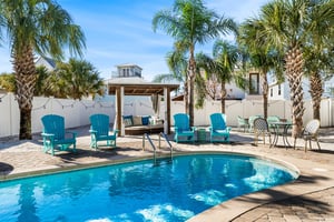 Gorgeous Pool and Cabana