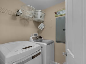 Convenient In unit Laundry