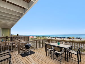 Beach level deck with grill