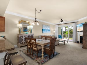 Dining Area and Additional Breakfast Bar Seating