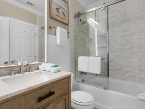 Bathroom 2 with tub and shower combo