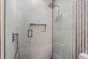 Walk in Shower