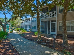 Walkway to Tennis Courts