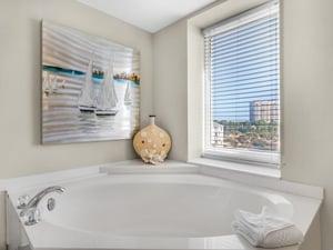 Relaxing Soaking Tub