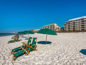 Emerald Dunes Beach Chairs