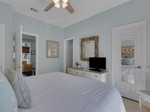 Queen Guest Bedroom