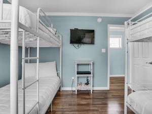 Bunk Room with Flat Screen TV