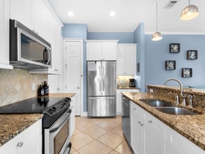 Kitchen with plenty of counter space