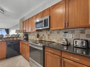 Fully Stocked Kitchen