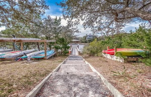 Seasonal Water Taxi and Kayak Area