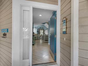 Front door Entryway