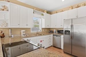 Spacious Kitchen newly updated