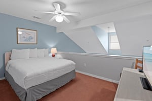 Loft Guest Bedroom with Queen Bed