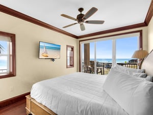 Guest Bedroom 3 with Balcony Access