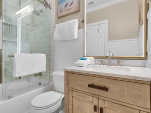 Bathroom 3 with Tub and Shower Combo