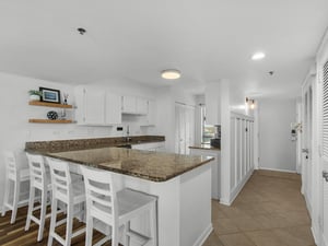 Kitchen with breakfast bar seating